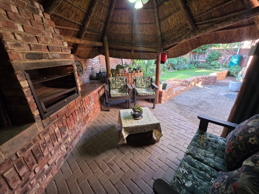 3 Bedroom Property for Sale in Langenhovenpark Free State